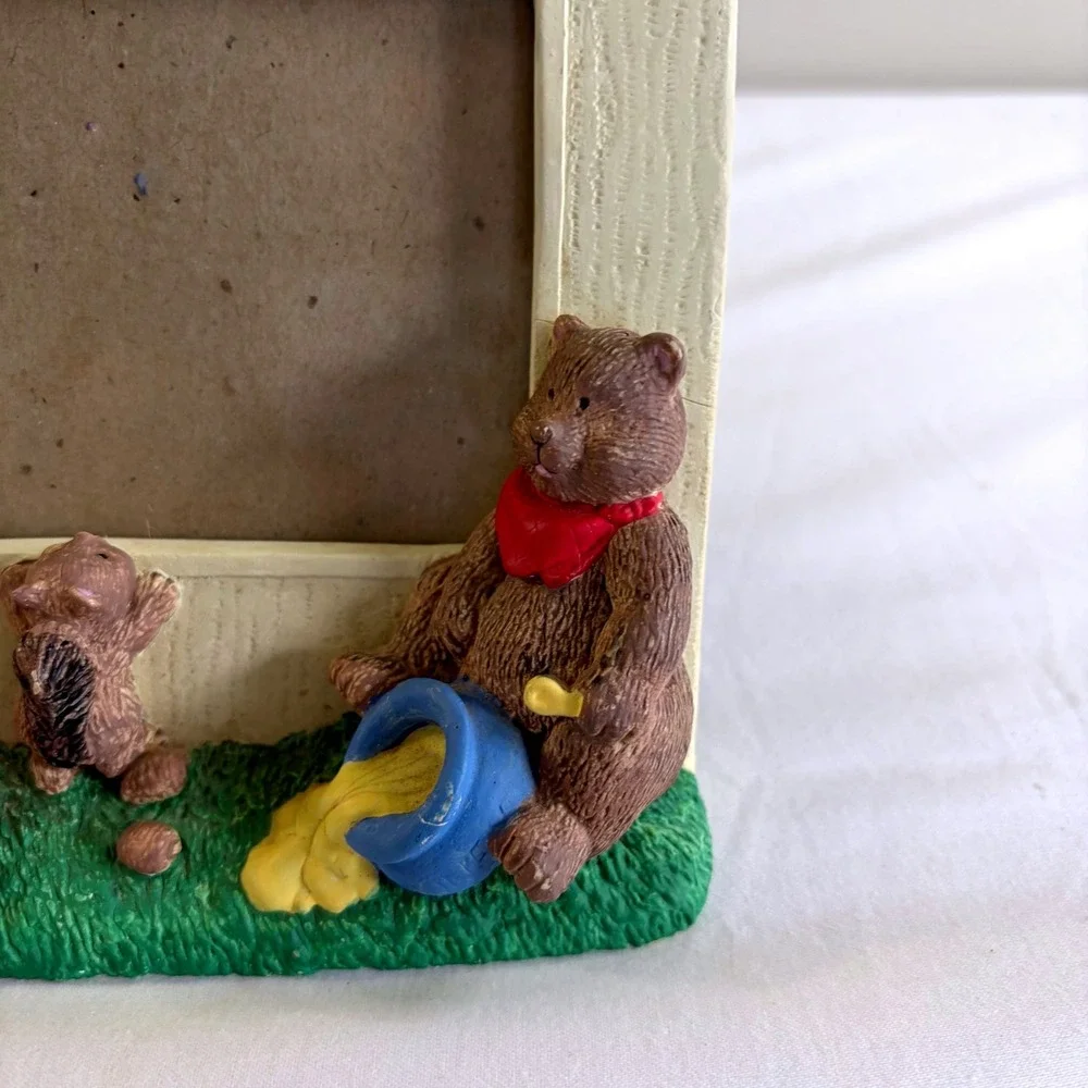 Vintage Burnes of Boston Woodland Animal Frame Bear Bunny Squirrel Nursery Gift‎